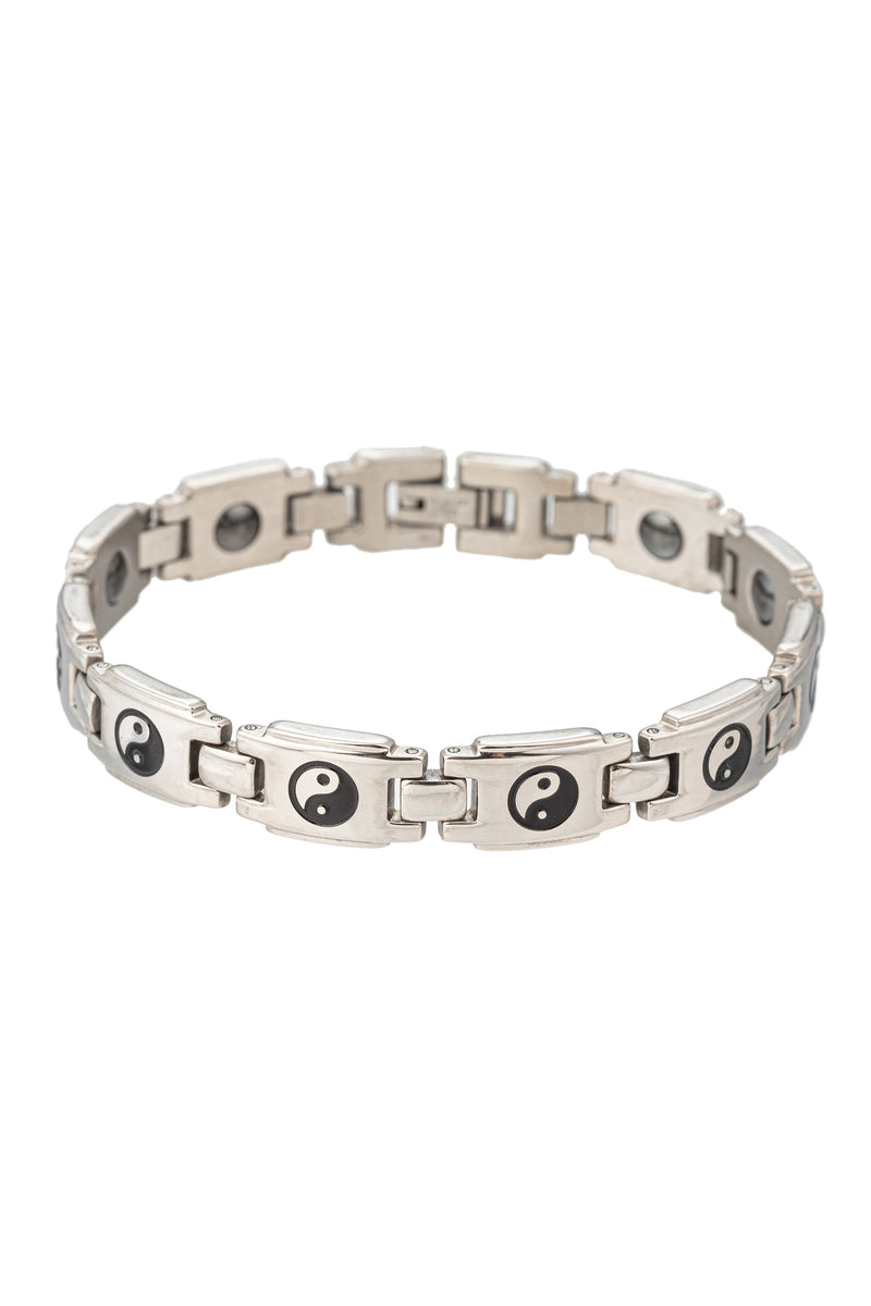 Silver tone titanium chain bracelet with yin & yang symbols.