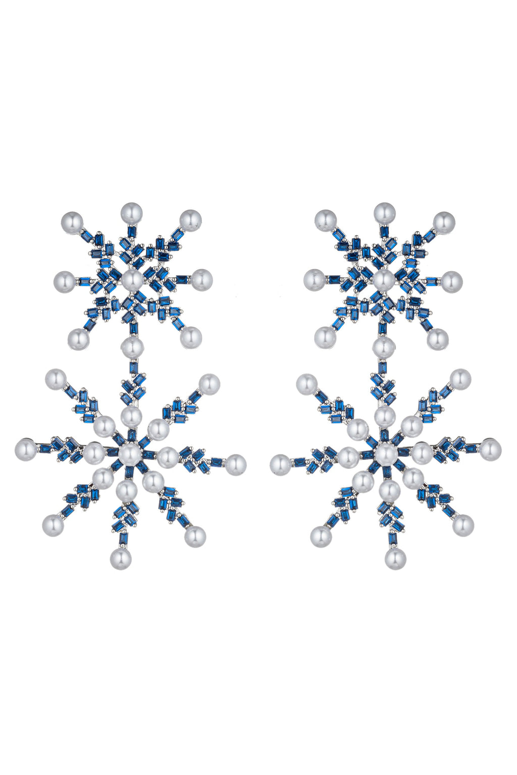 Blue Snowflake Cubic Zirconia Earrings: Winter's Beauty Adorns Your Ears.