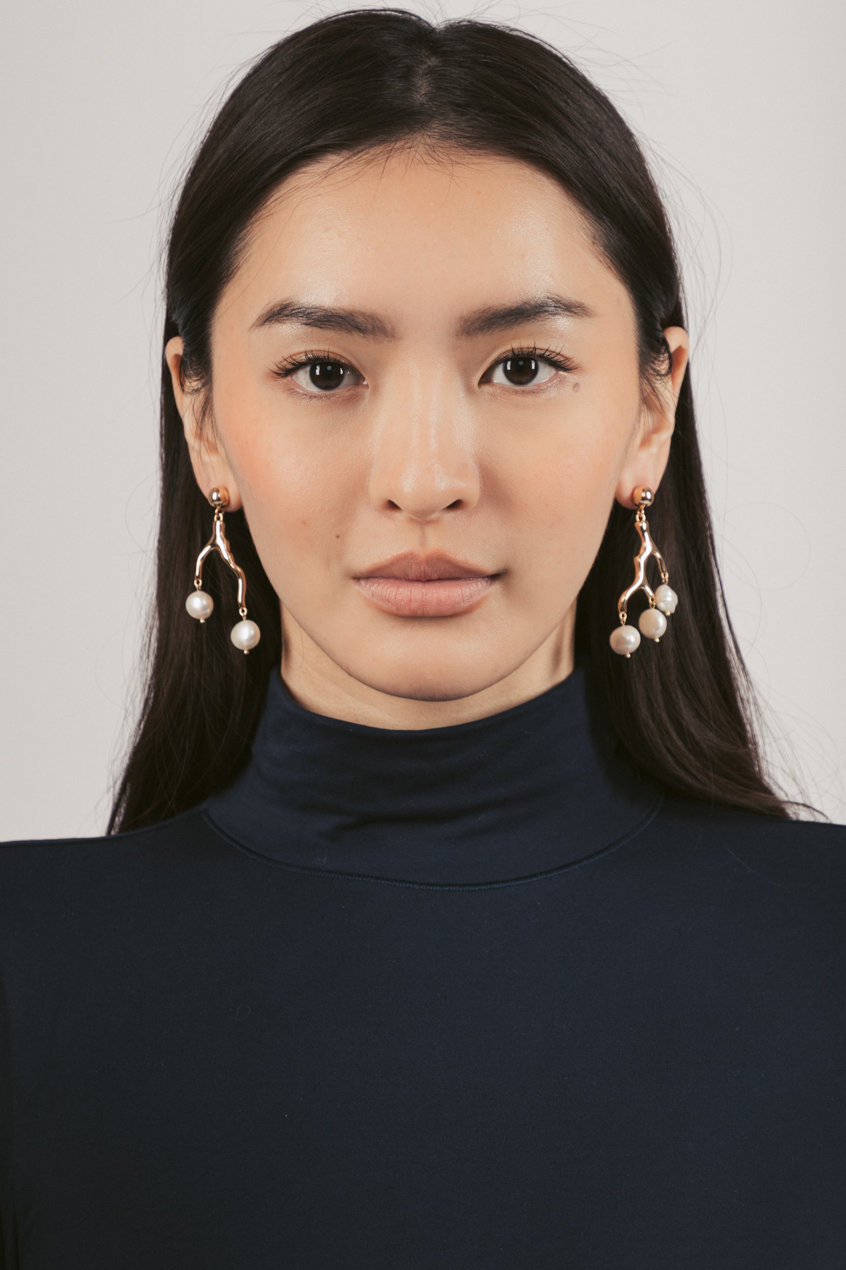 Astrid Golden Drop Earrings