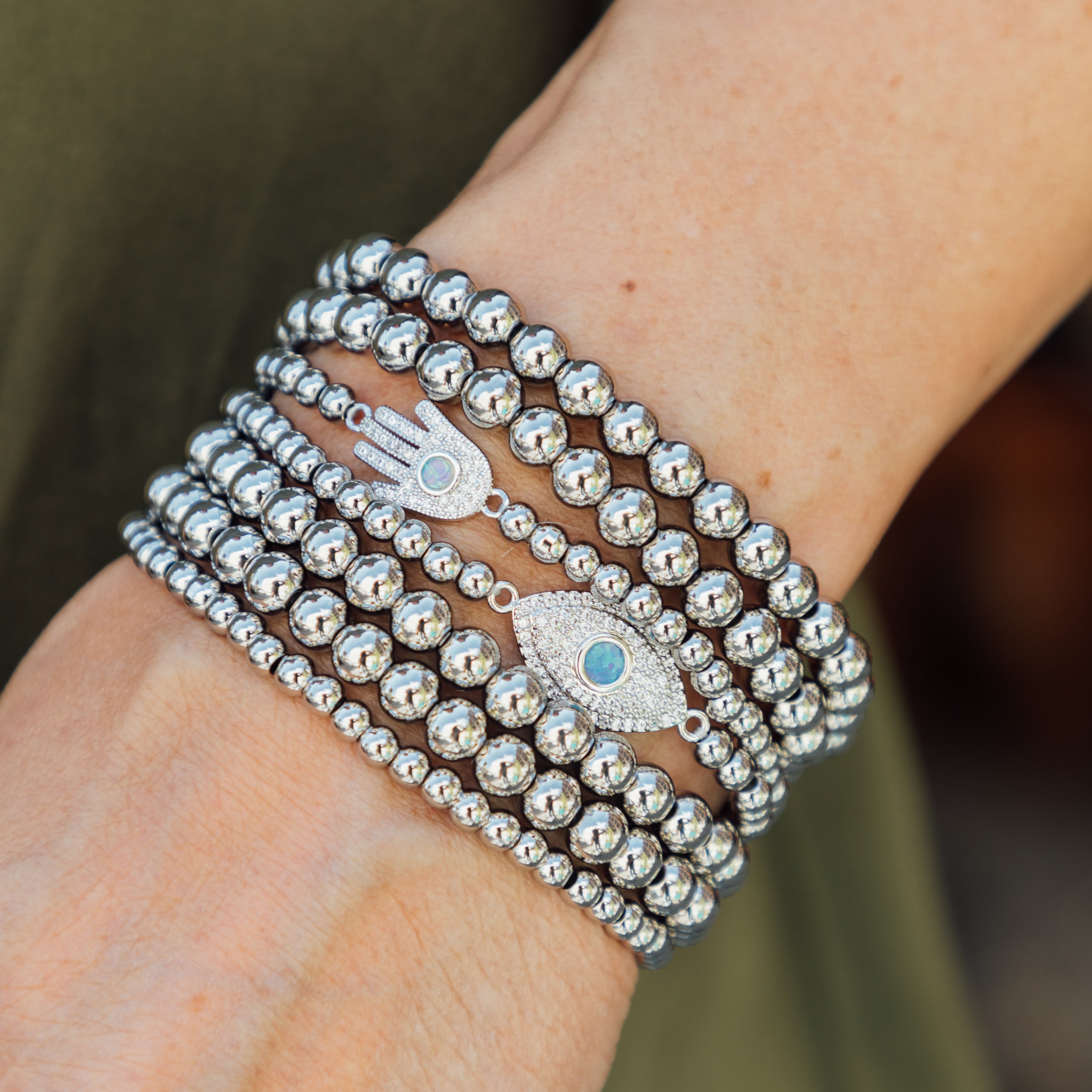 【アンプリ】Misty Sky Bracelet【レア】 Isla 18K Gold Plate Cuff Bracelet – Eye Candy Los Angeles