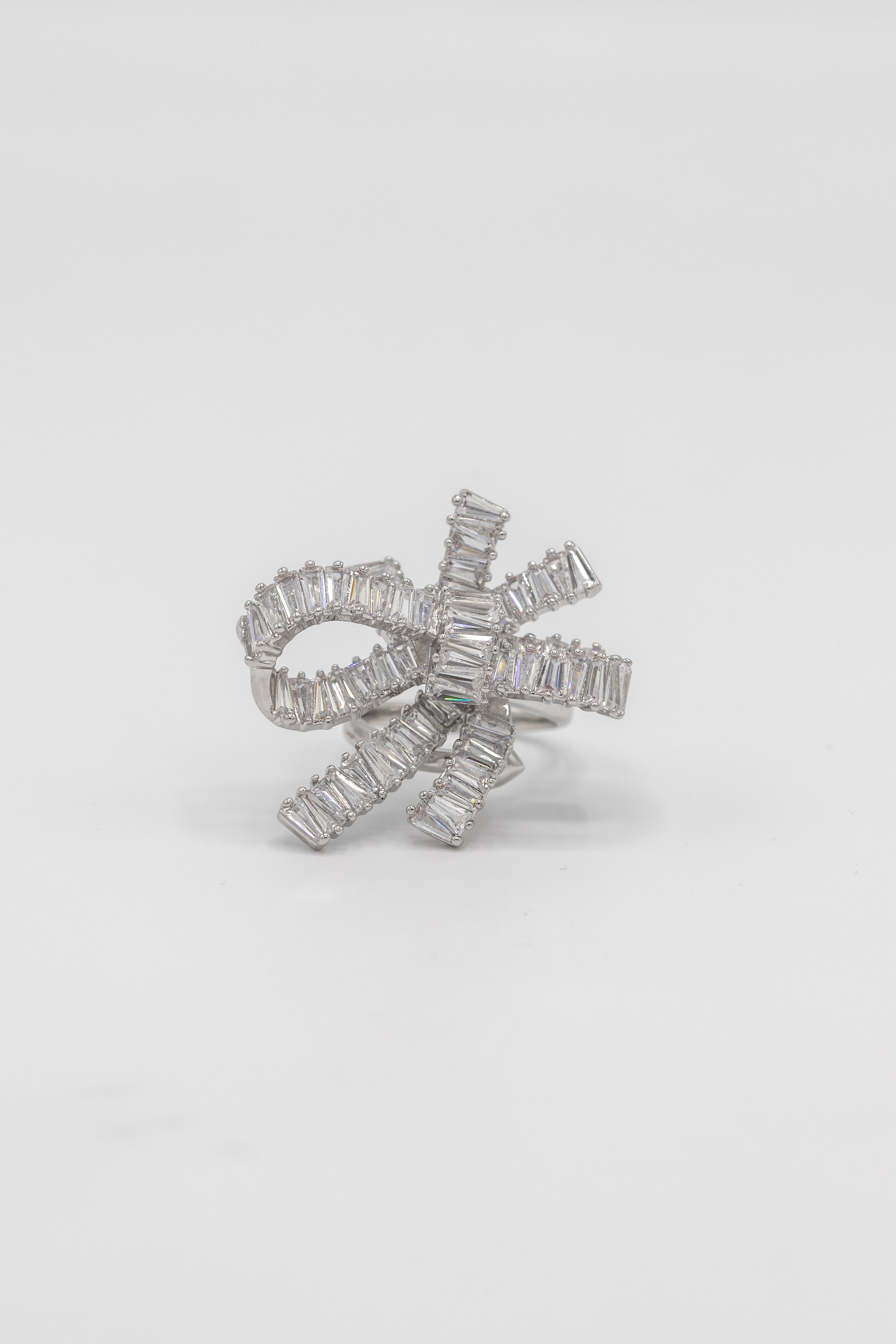 Ribbon Royale Ring