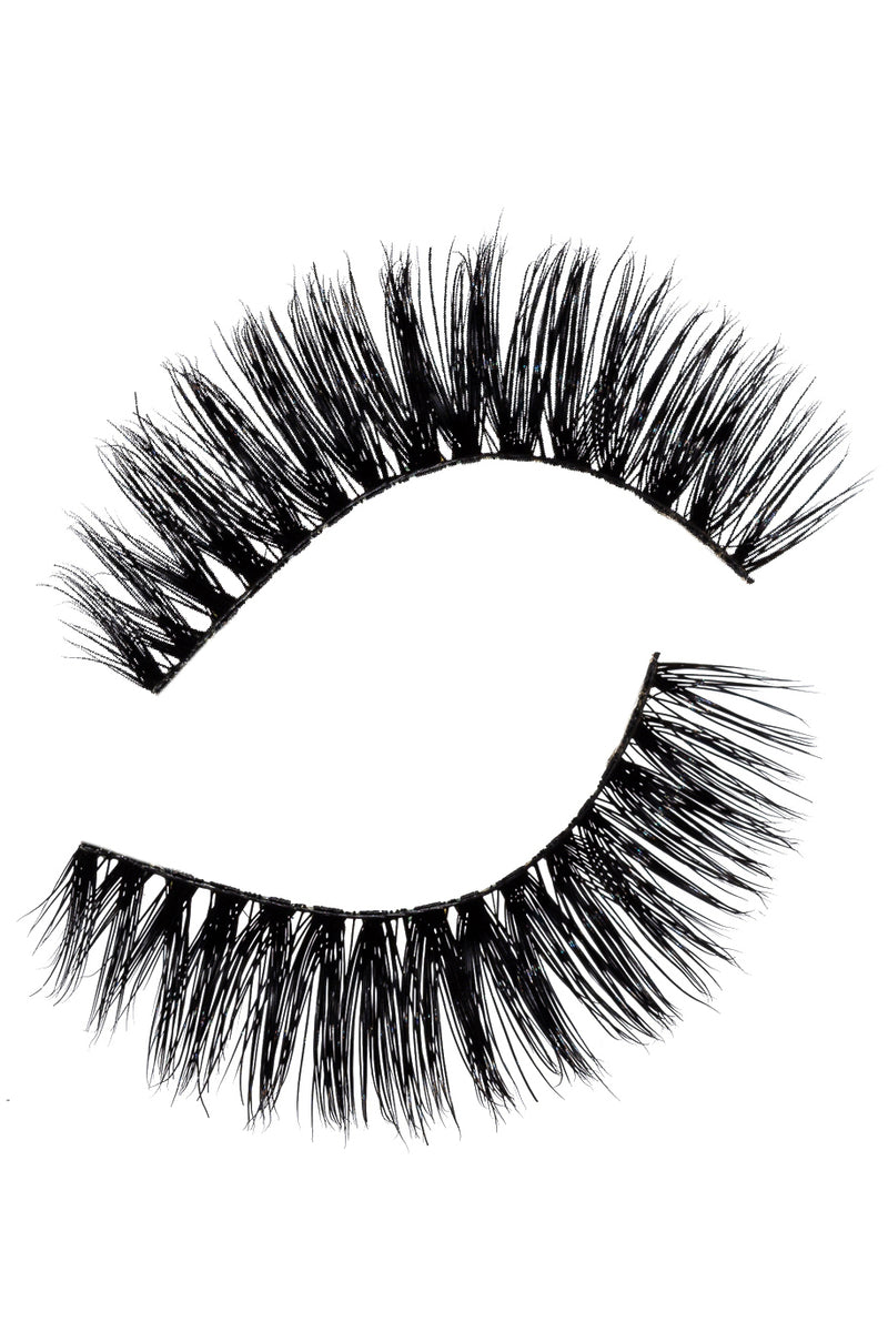 Roxanne Lashes