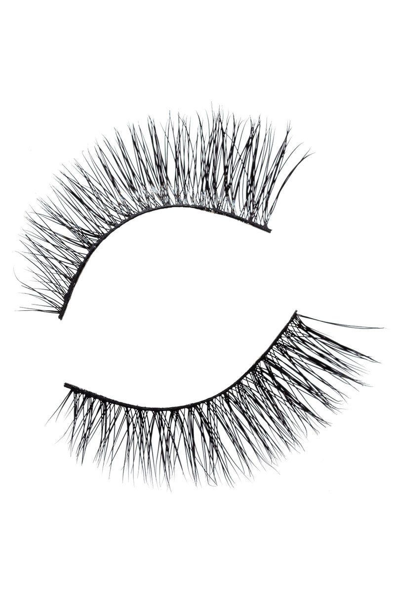 Alesandra  Lashes